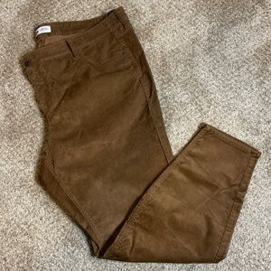 Old Navy Rockstar Super Skinny Mid-rise Jean